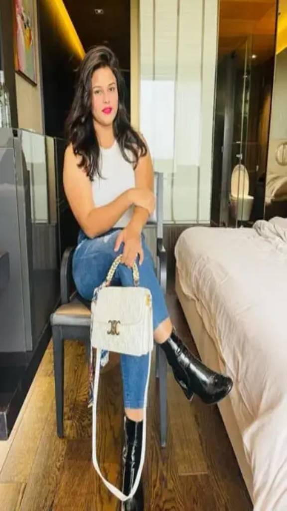 Laxmi Nagar call girl service